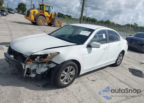 2011 Honda Accord 2.4 Lx-P z USA, uszkodzony, nr VIN 1HGCP2F41BA097223